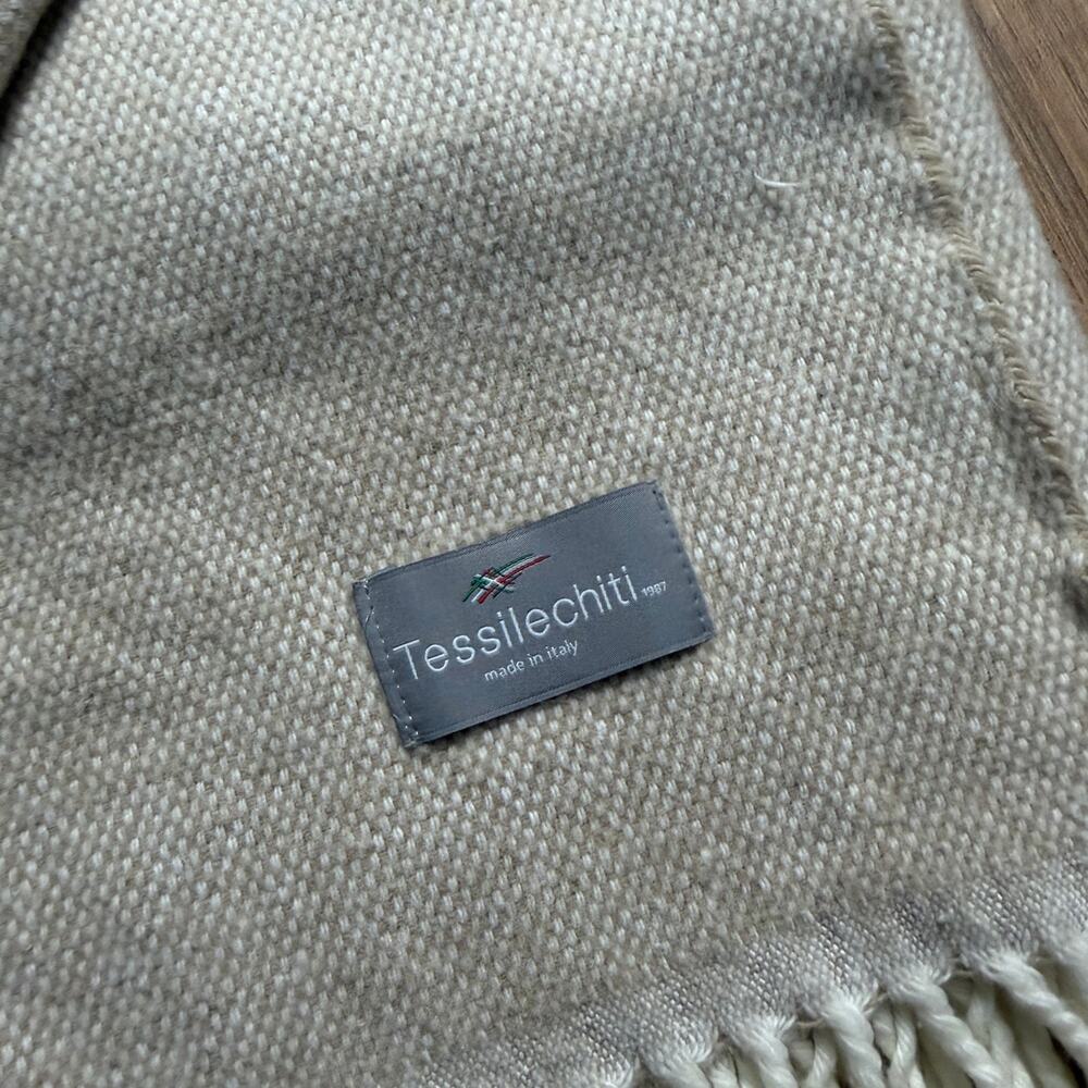 TESSILECHITI Cashmere? Blend 55"x55" Throw Blanket Tan Beige Made In Italy - Picture 4 of 7